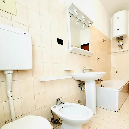 Maredena - Comodo Al Centro E Al Mare - Immobil Relax *